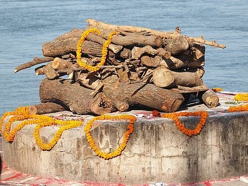 Blog_KW45_Indische_Bestattungskultur.jpg